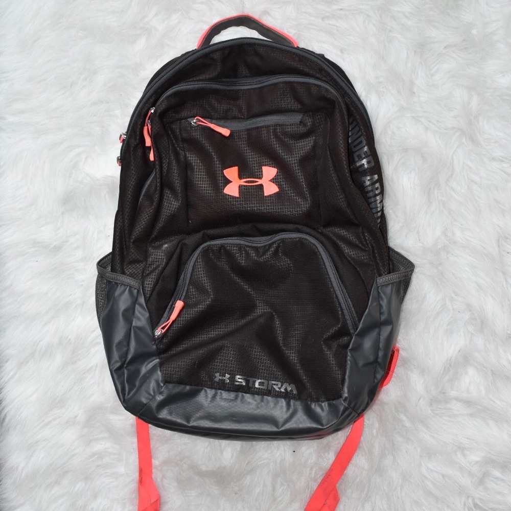 UNDER ARMOUR backpack